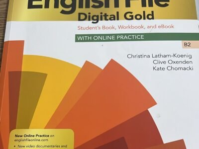 English File Digital Gold With Online Practice (Fourth Edition)