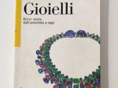 Clare Phillips, "Gioielli. Breve storia dall'antichità a oggi"